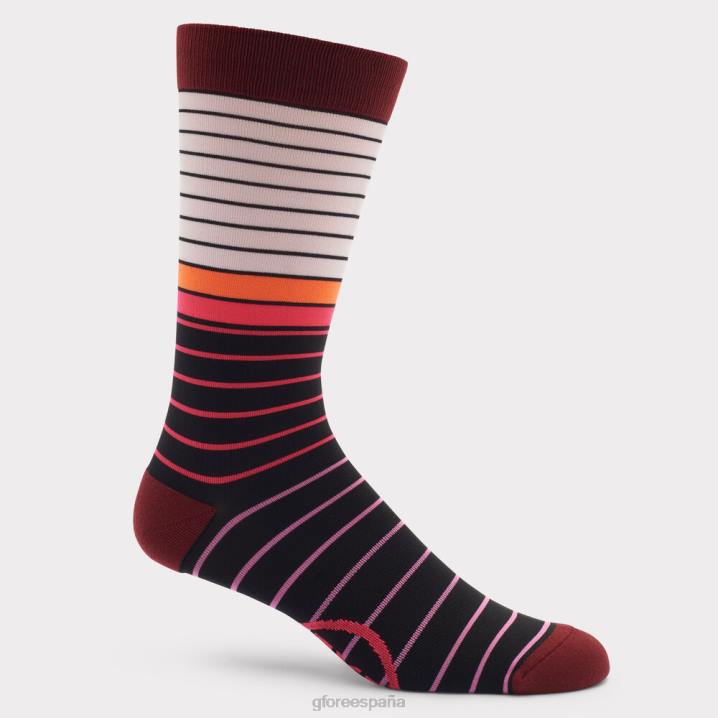üniseks karışık çizgili kompresyon mürettebat çorabı G/FORE kabernet aksesuar BV0X323